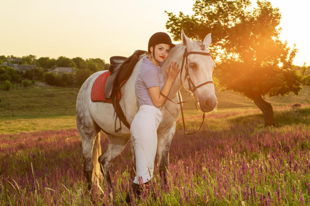 Jazda konna to świetny sposób na ćwiczenia i spędzanie czasu z koniem